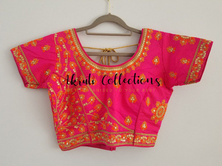 Online Blouses for Sarees