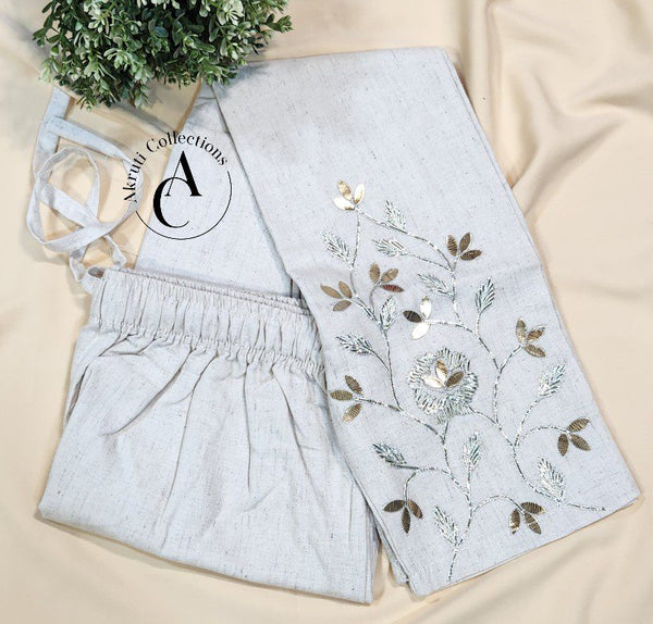 616 - Beige pants