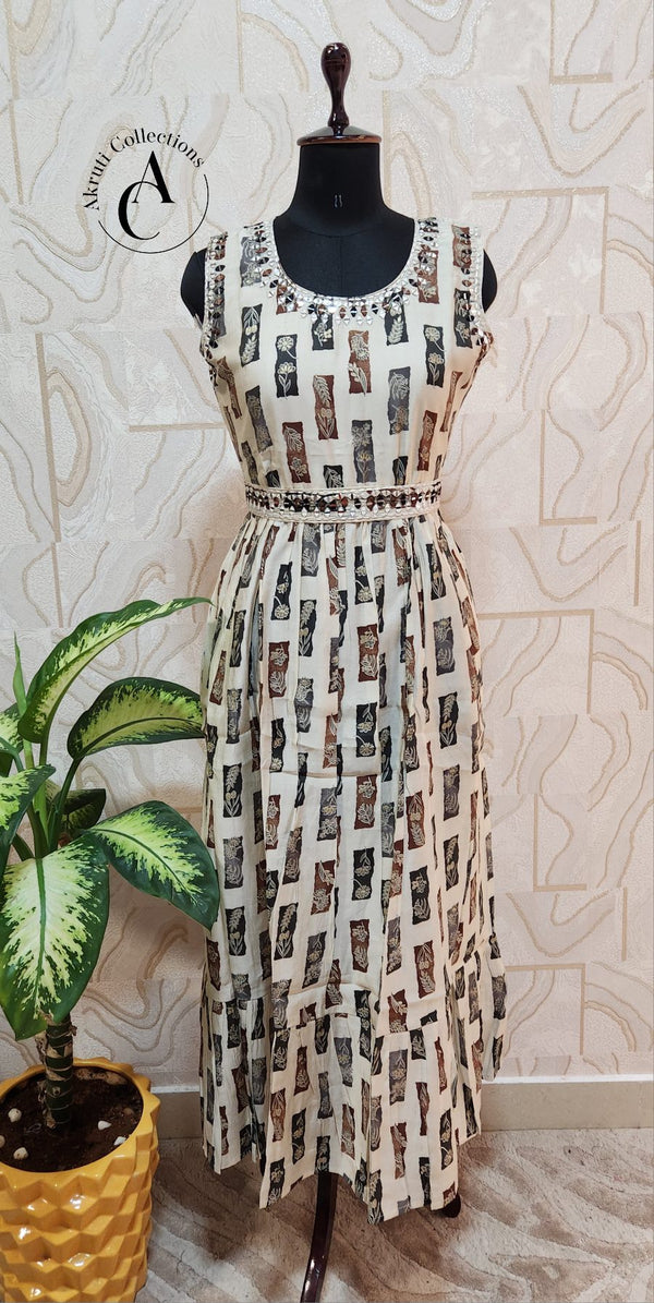 D4461 - Long Kurti