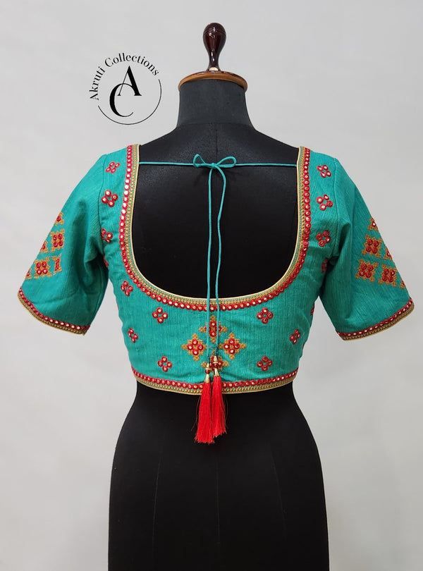 B147 - Blouse