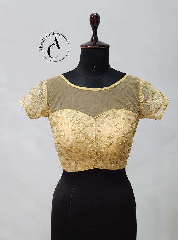 B135 - Blouse