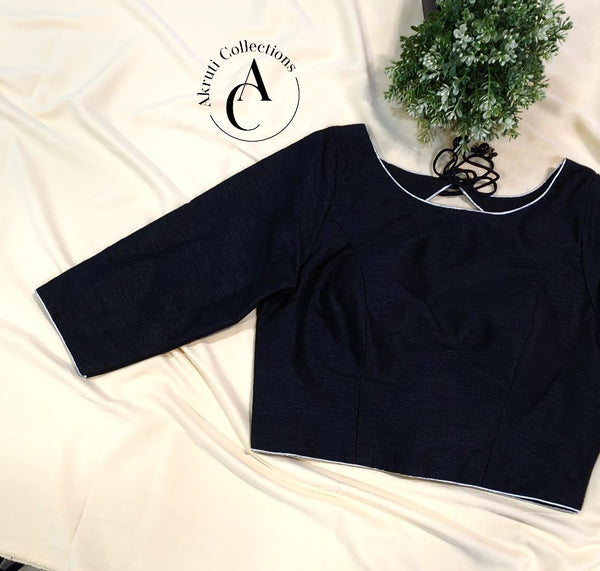 B128 - Crop Top Blouse