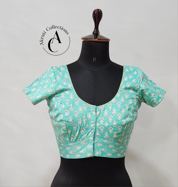 B120 - Blouse