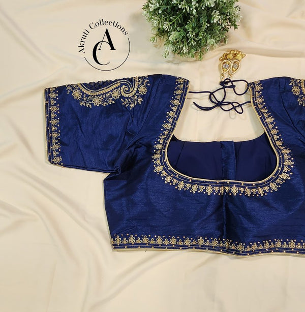 B65A - Blouse