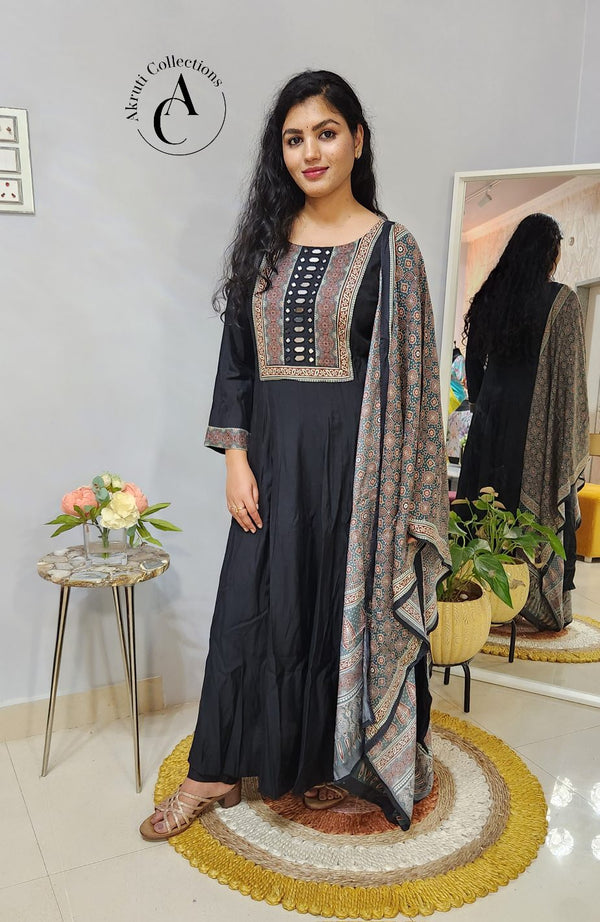 5222 - 3Pcs Kurti Set