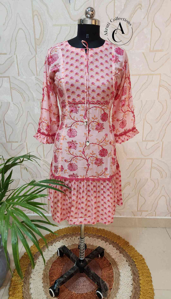 Z926 - Floral Kurti