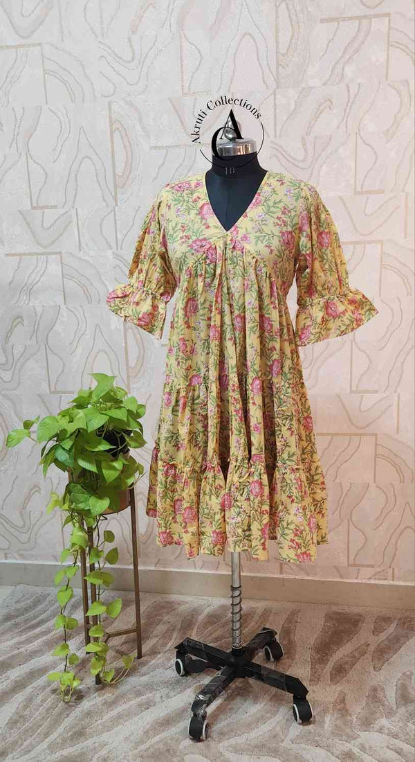 Z4728 - Floral Kurti