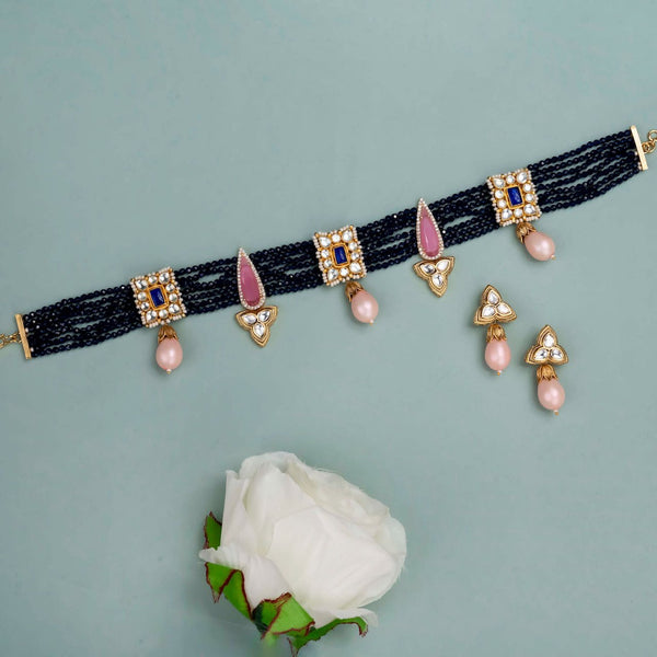 NS1115 - Beads Choker