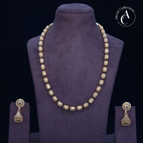 NS274 - Nakshi Mala