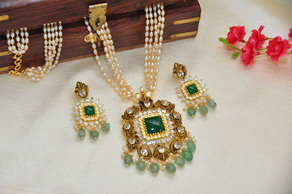 NS673 - Polki Pearl Haram