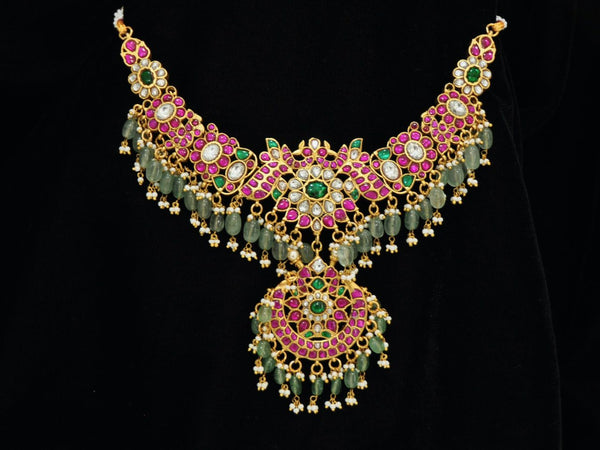 NS643 - Kundan Necklace