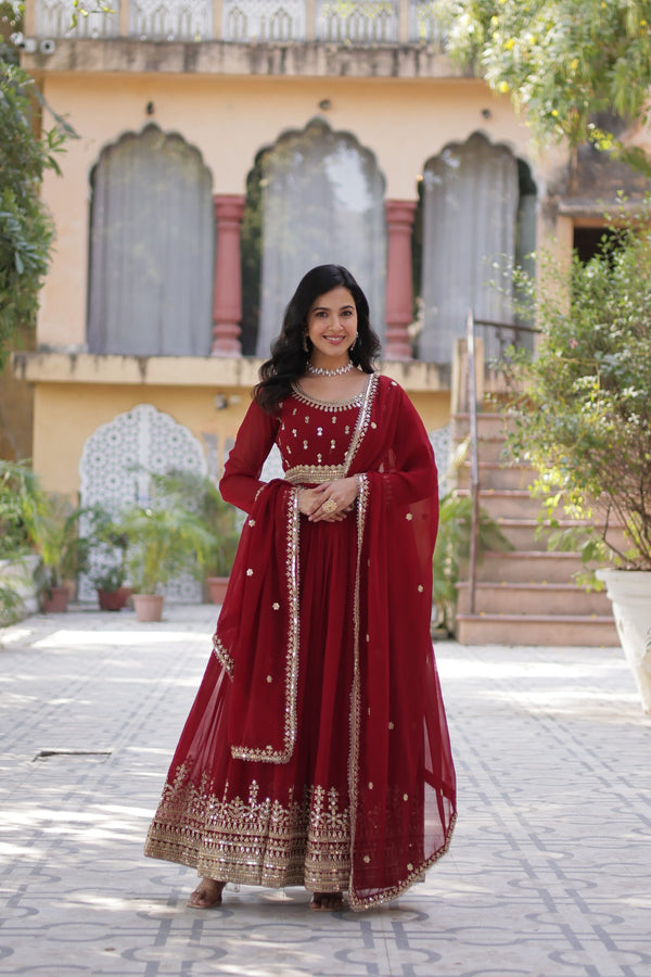 L224 - Long Dress