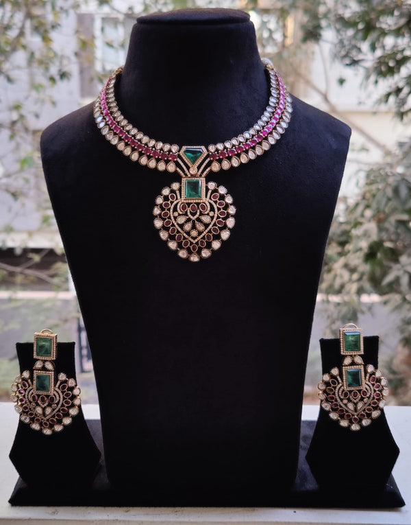 NS1061 - Victorian Set