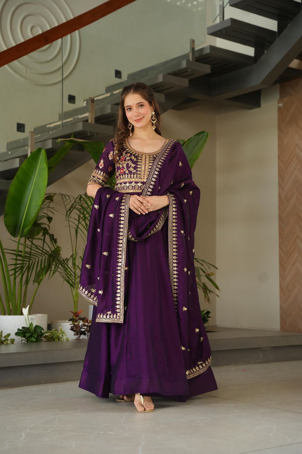 L227 - Long Dress