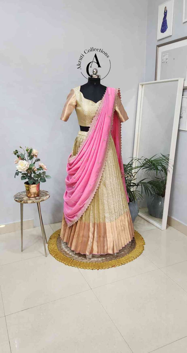 LH258 - Tissue Lehanga