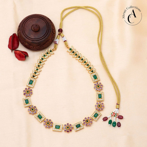 SL136 - Silver Neckset