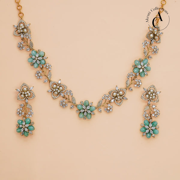 NS14 - Diamond Necklace