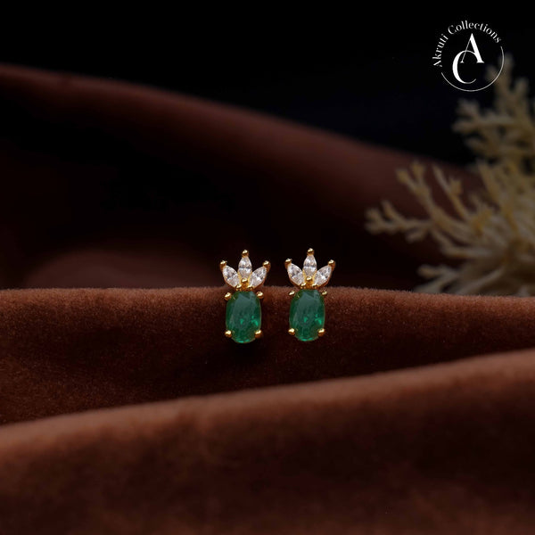 SLD26 - Silver Studs