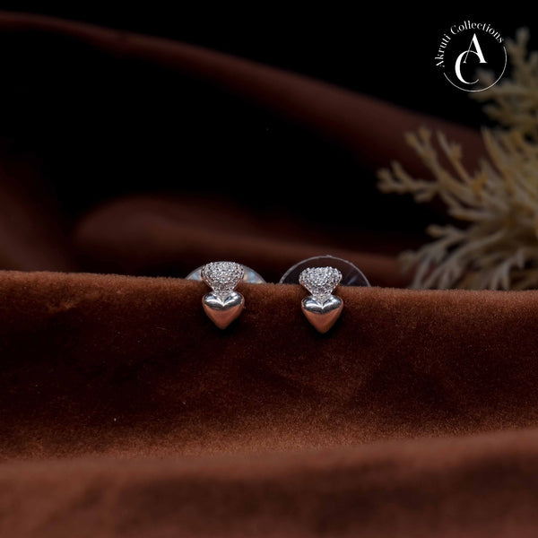 SLD32 - Silver Studs