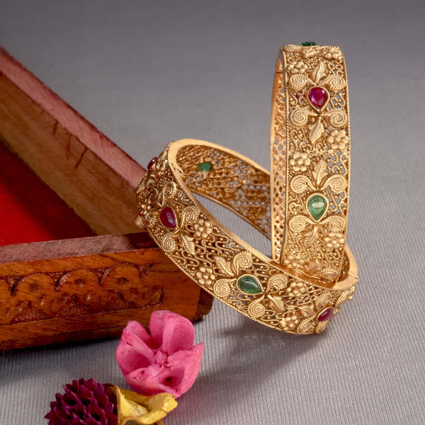 BG180 – Antique Gold Bangles