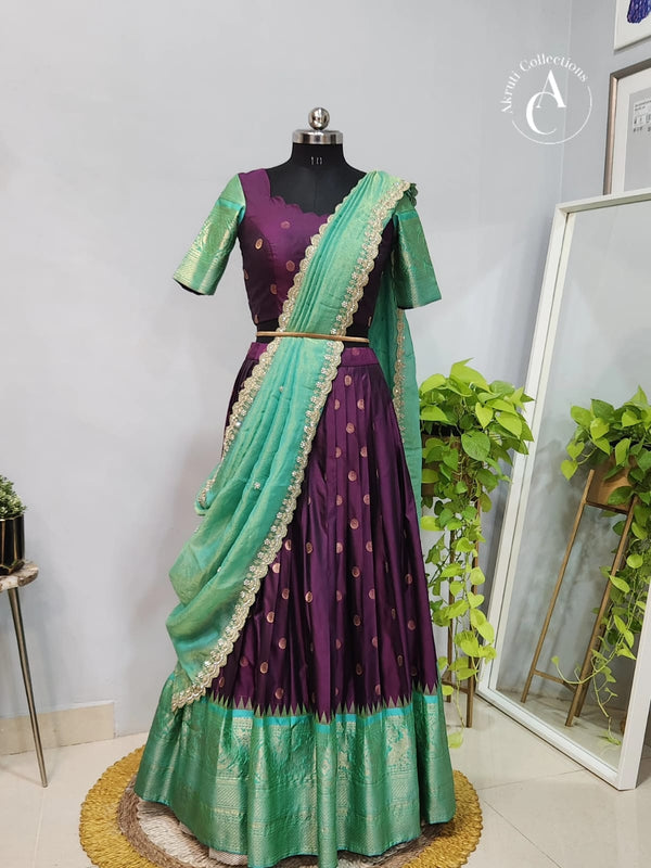 LH301 - Gadwal Lehanga