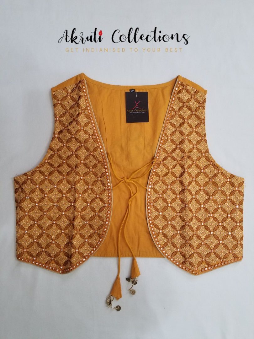 Short jacket | Kurti with jacket, Kurti designs, Cotton kurti designs