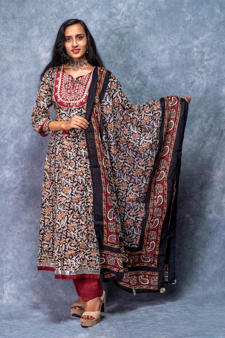 Trendy & Unusual Combination Indigo & Kalamkari A- Line Pure Cotton Ku –  Sujatra