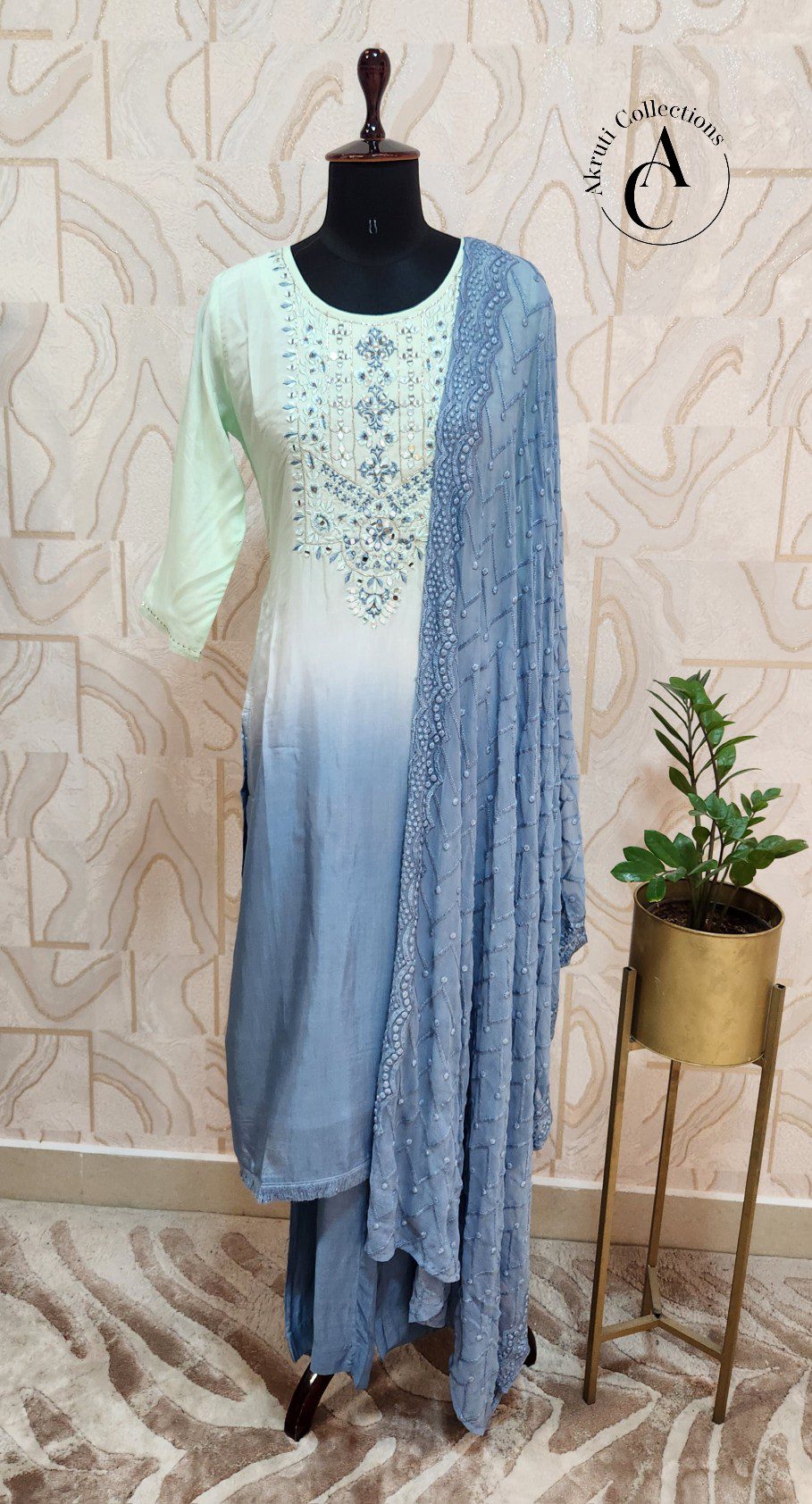 Twara White coat-type 3/4th sleeve cotton long kurti features blue color  intricate floral vine&thread&chamii embroidery